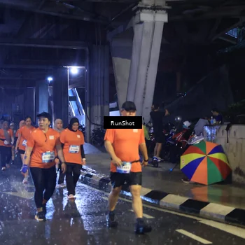 Runner Photo 7912815