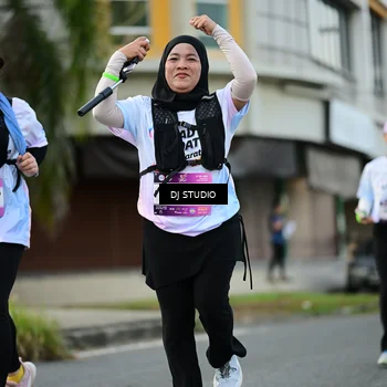 Runner Photo 7912816