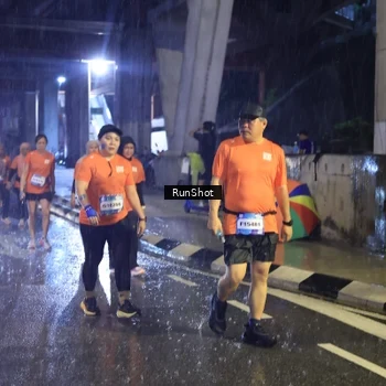 Runner Photo 7912825