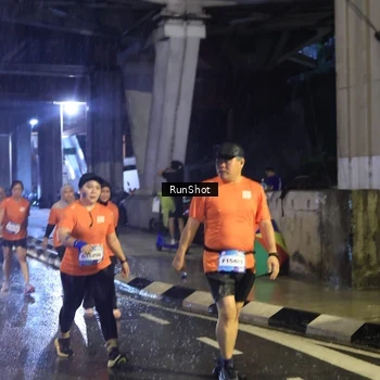 Runner Photo 7912832