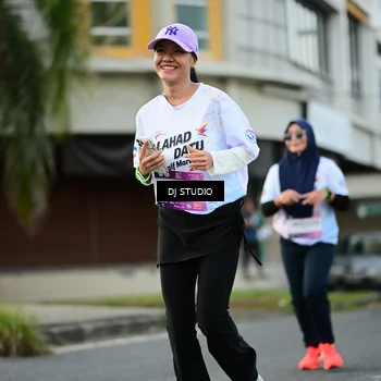 Runner Photo 7912836