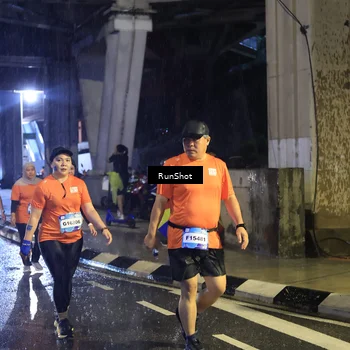 Runner Photo 7912837