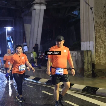 Runner Photo 7912839