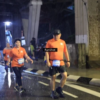 Runner Photo 7912842