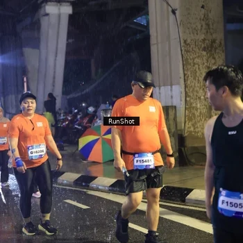 Runner Photo 7912850