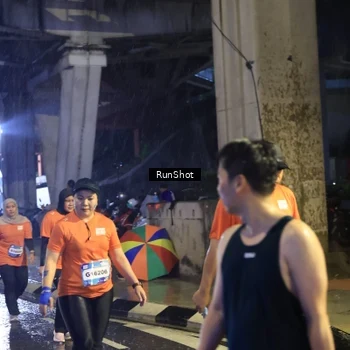 Runner Photo 7912858