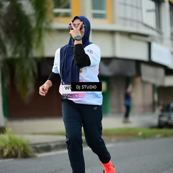 Runner Photo 7912862