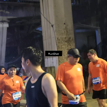 Runner Photo 7912871