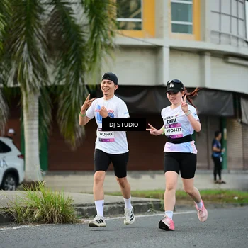 Runner Photo 7912872