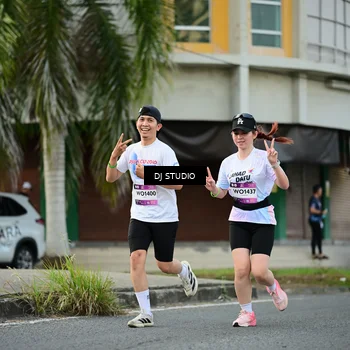 Runner Photo 7912873
