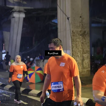 Runner Photo 7912883