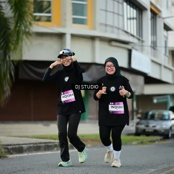 Runner Photo 7912898