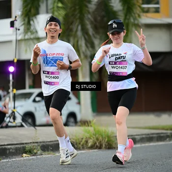 Runner Photo 7912899