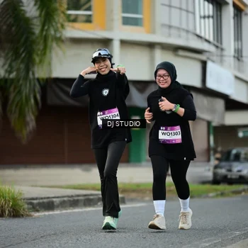Runner Photo 7912912