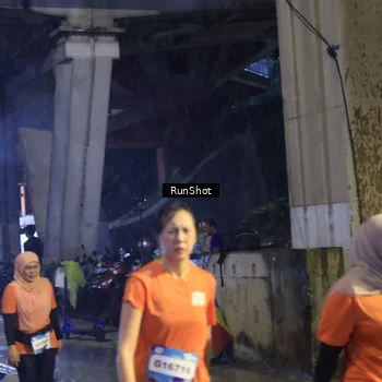 Runner Photo 7912914