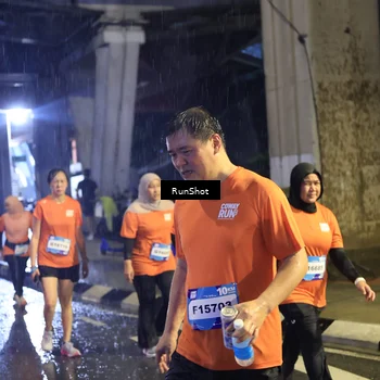 Runner Photo 7912935