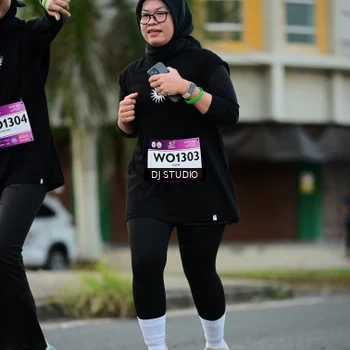 Runner Photo 7912942