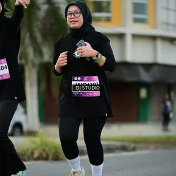 Runner Photo 7912944