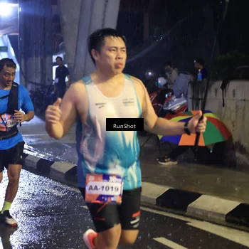 Runner Photo 7912955
