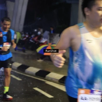 Runner Photo 7912957