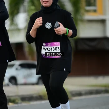 Runner Photo 7912958