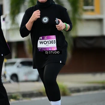Runner Photo 7912959