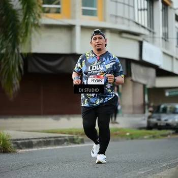 Runner Photo 7912963