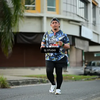Runner Photo 7912965