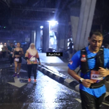 Runner Photo 7912981