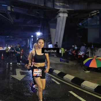 Runner Photo 7912995