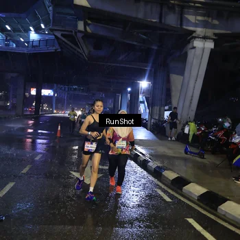 Runner Photo 7913002