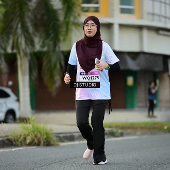 Runner Photo 7913005