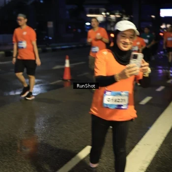 Runner Photo 7913007