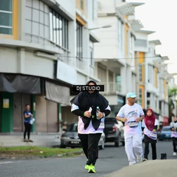 Runner Photo 7913028
