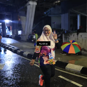 Runner Photo 7913031