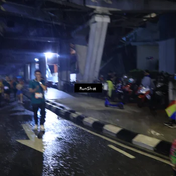 Runner Photo 7913034
