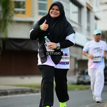 Runner Photo 7913053