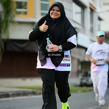 Runner Photo 7913058