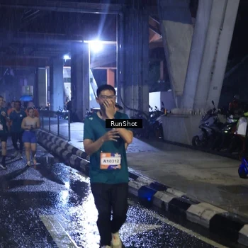 Runner Photo 7913080