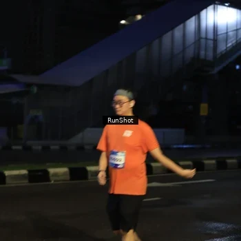 Runner Photo 7913167