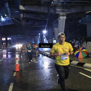 Runner Photo 7913170