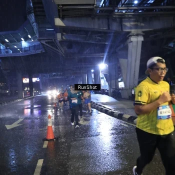 Runner Photo 7913176
