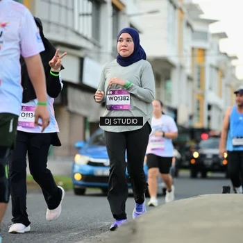 Runner Photo 7913186