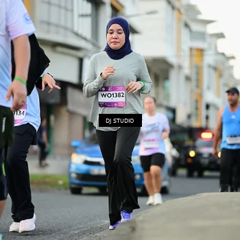 Runner Photo 7913191