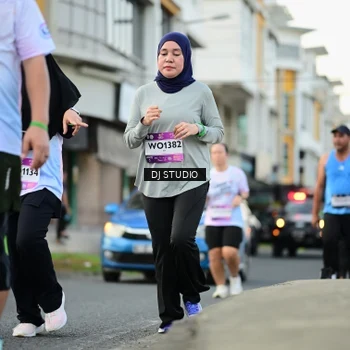Runner Photo 7913192