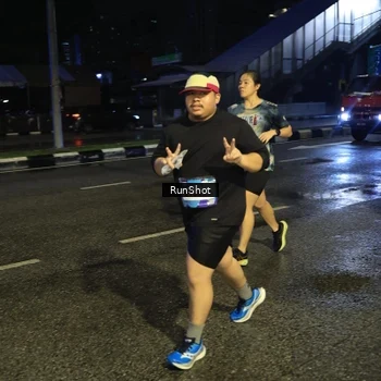 Runner Photo 7913200