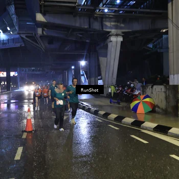 Runner Photo 7913203