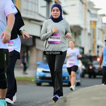 Runner Photo 7913210