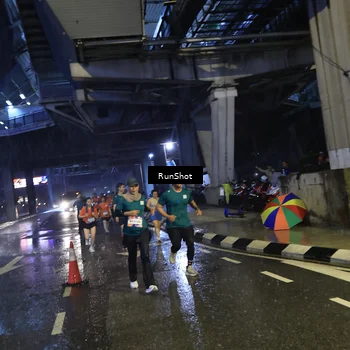 Runner Photo 7913214