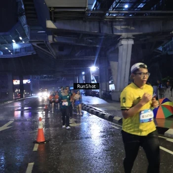 Runner Photo 7913216